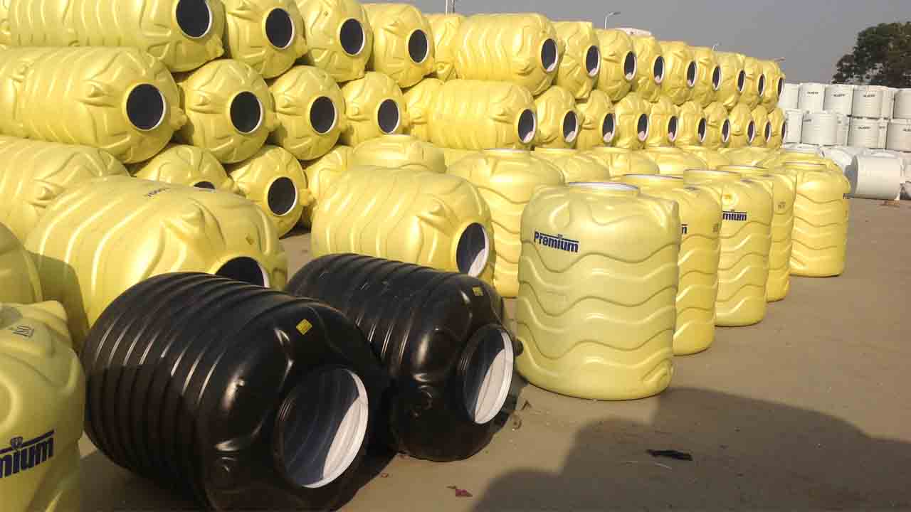 Выдувная машина на 5000 литров